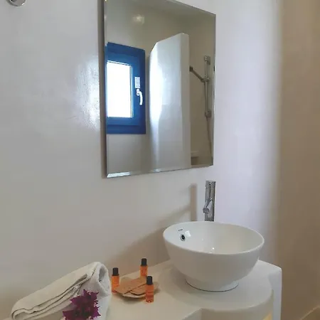 Marcos Hotel Mylopotas