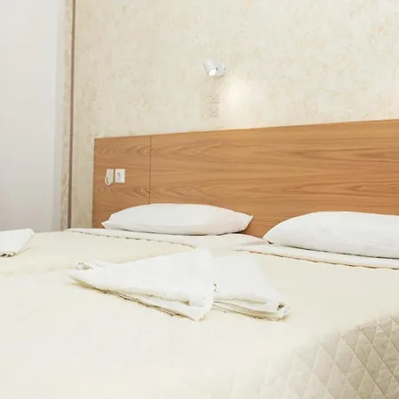 Marcos Hotel 3*