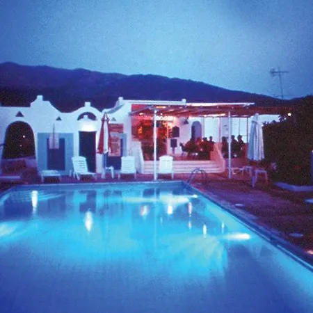 Marcos Hotel
